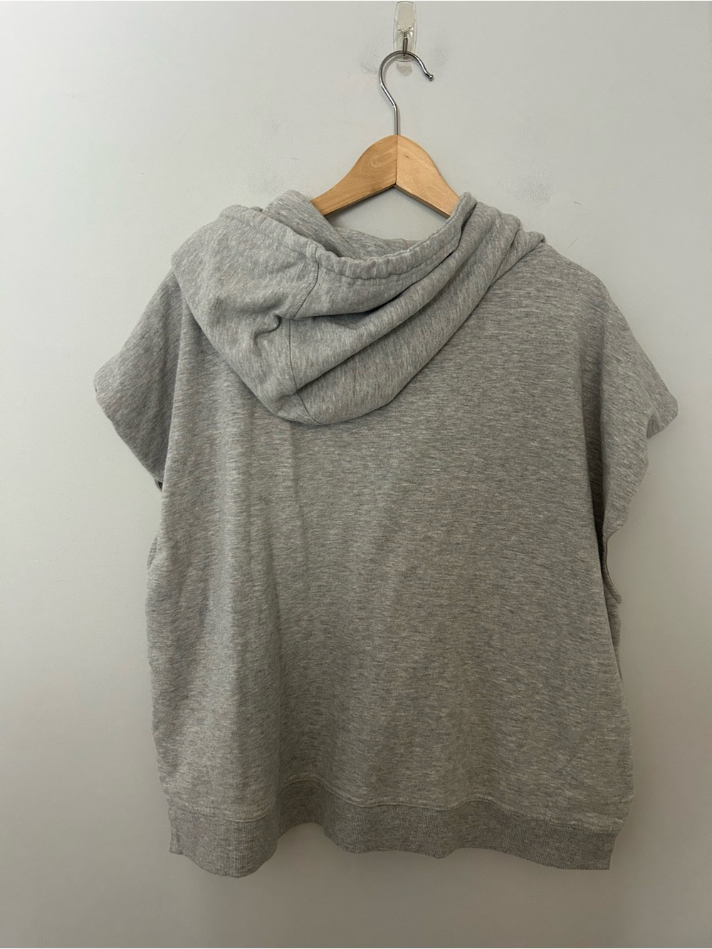 Daily Practice by Anthropologie Team Spirit Sleeveless Hooded Sweatshirt - Picture 7 of 8